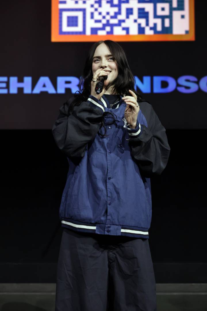 BILLIE EILISH – HIT ME HARD AND SOFT: THE TOUR